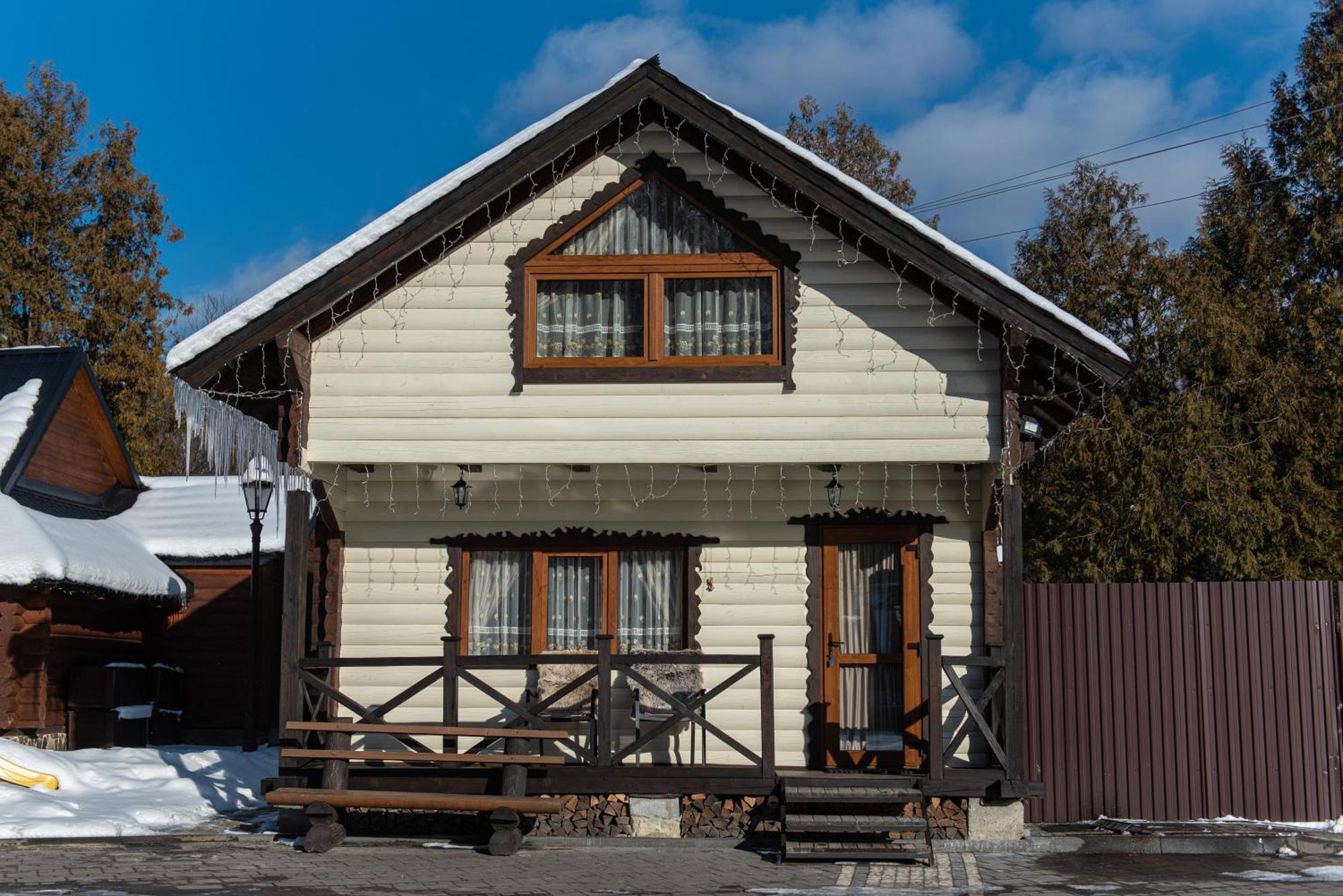 Zolota Forel Hotel Korostov Exterior photo